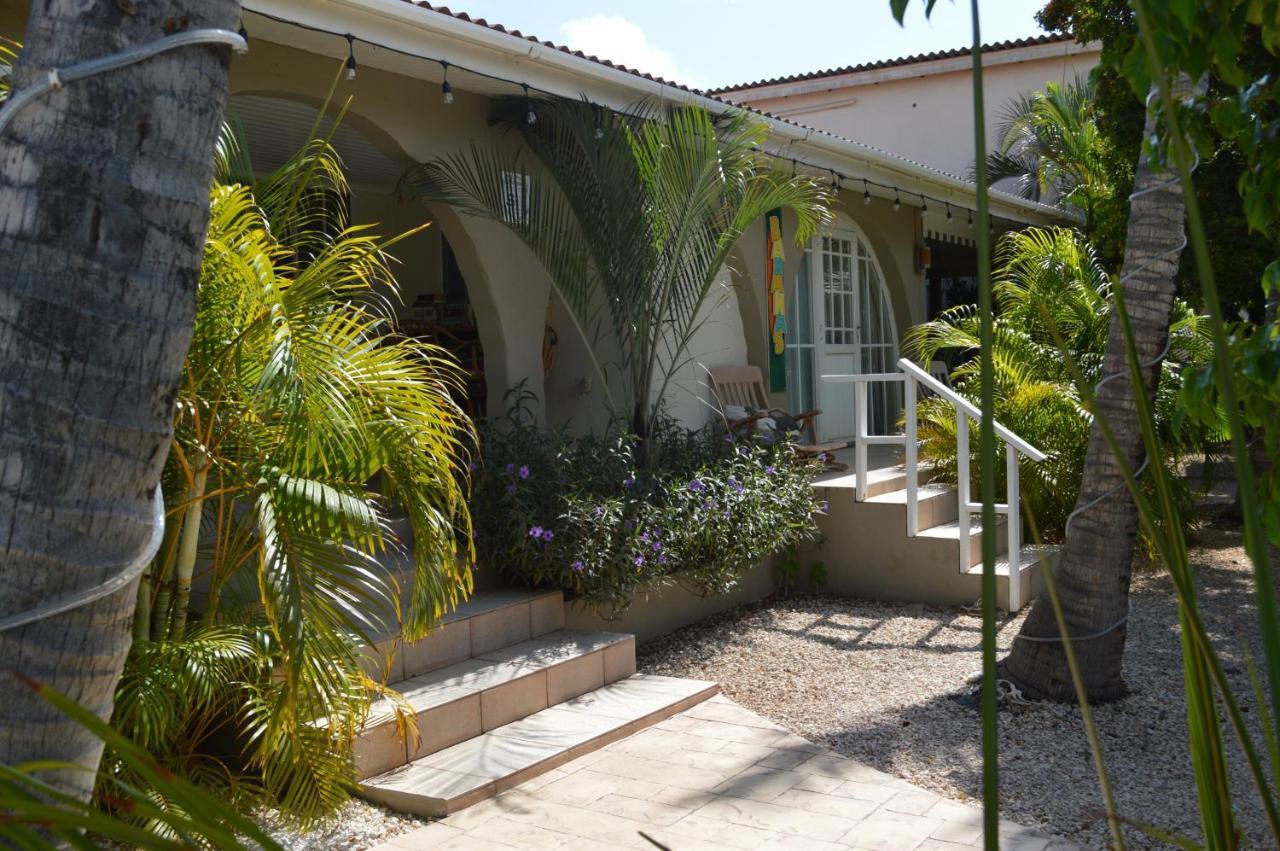 Bananas Apartments Adults Only Palm Beach Extérieur photo