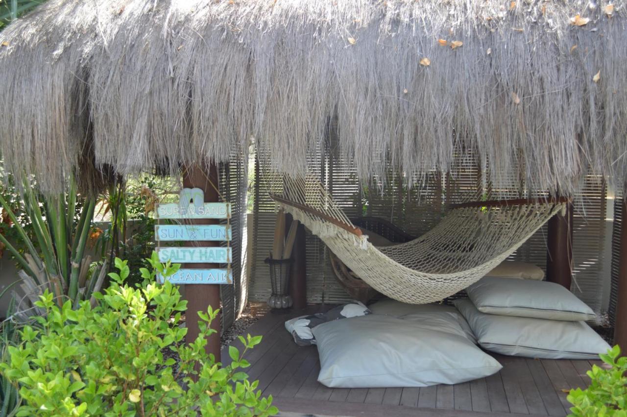 Bananas Apartments Adults Only Palm Beach Extérieur photo